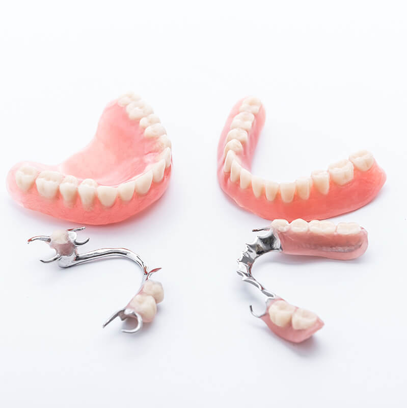 入れ歯<wbr>（義歯）